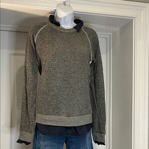 American Colors Size Medium (runs small) Gray Crewneck Sweatshirt - Layered Look